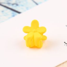 Flower mini hairpin (Color: Yellow)